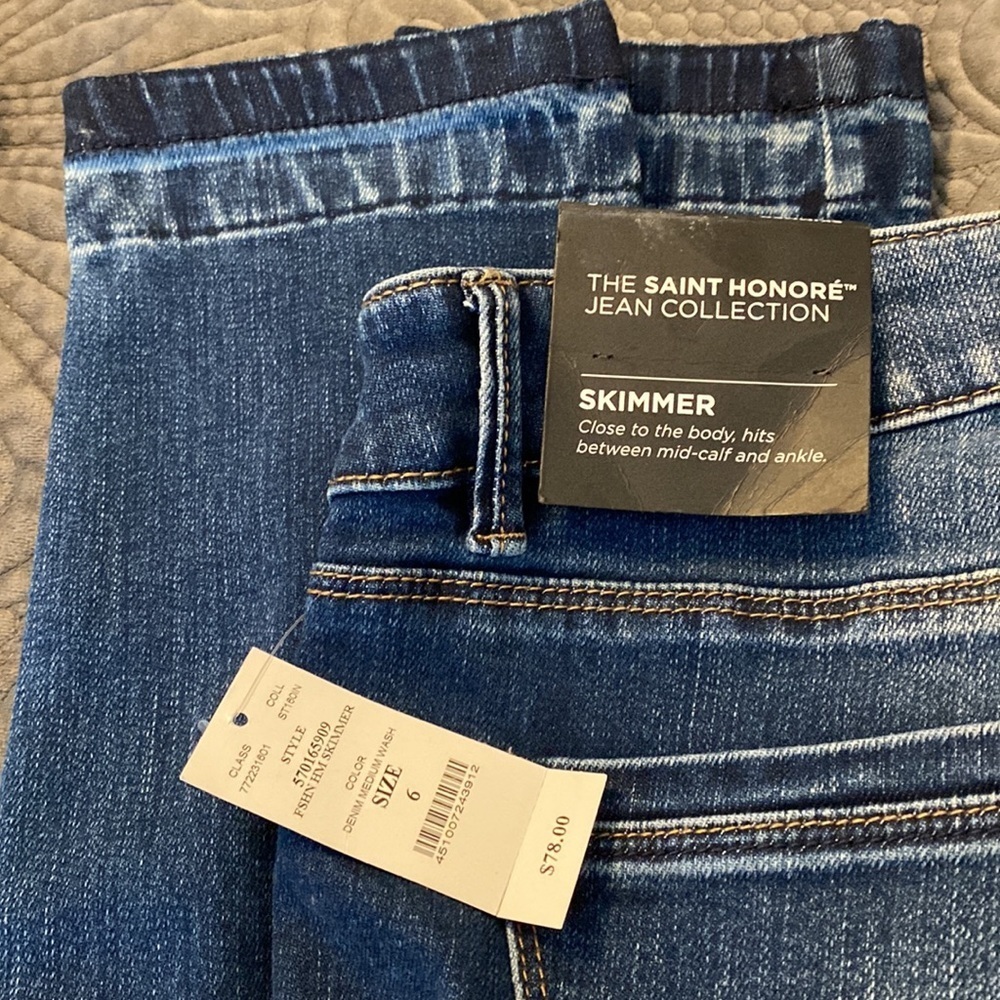 White House Black Market Release Hem Skimmer Jeans - Picture 4 of 5